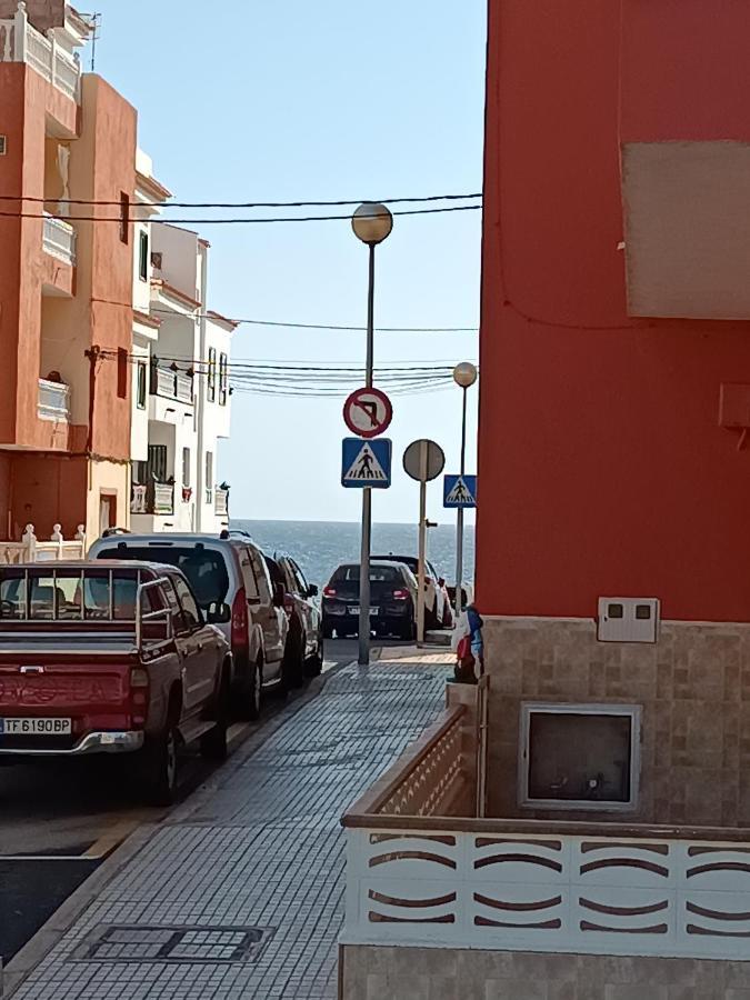 Apartamento Soleado Los Abrigos Exteriör bild